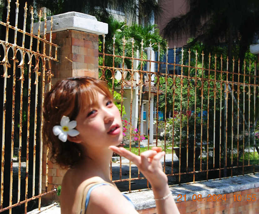 Kaya (22), $300, Non-smoker, No pets, and No children