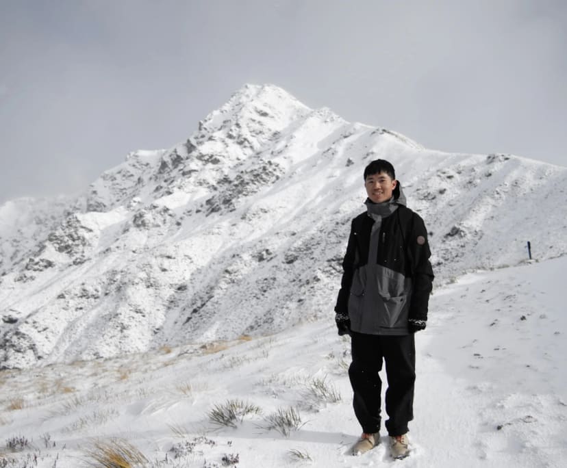 Frank (29), $280, Non-smoker, No pets, and No children