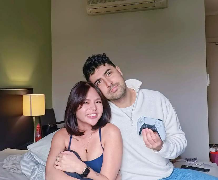 Sue (24) and Ram (33), $550, Non-smoker, No pets, and No children