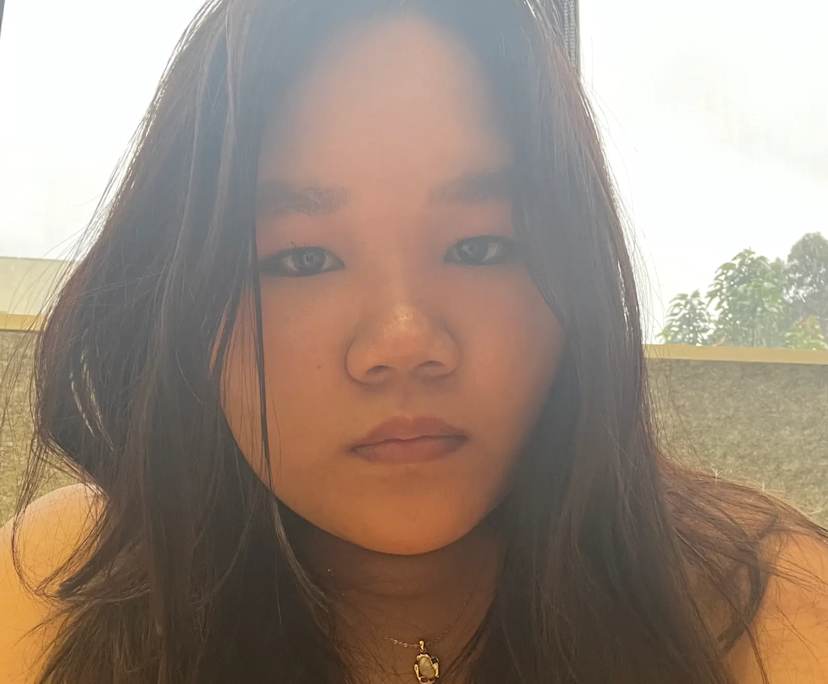 Maria (22), $415, No pets, Non-smoker, and No children