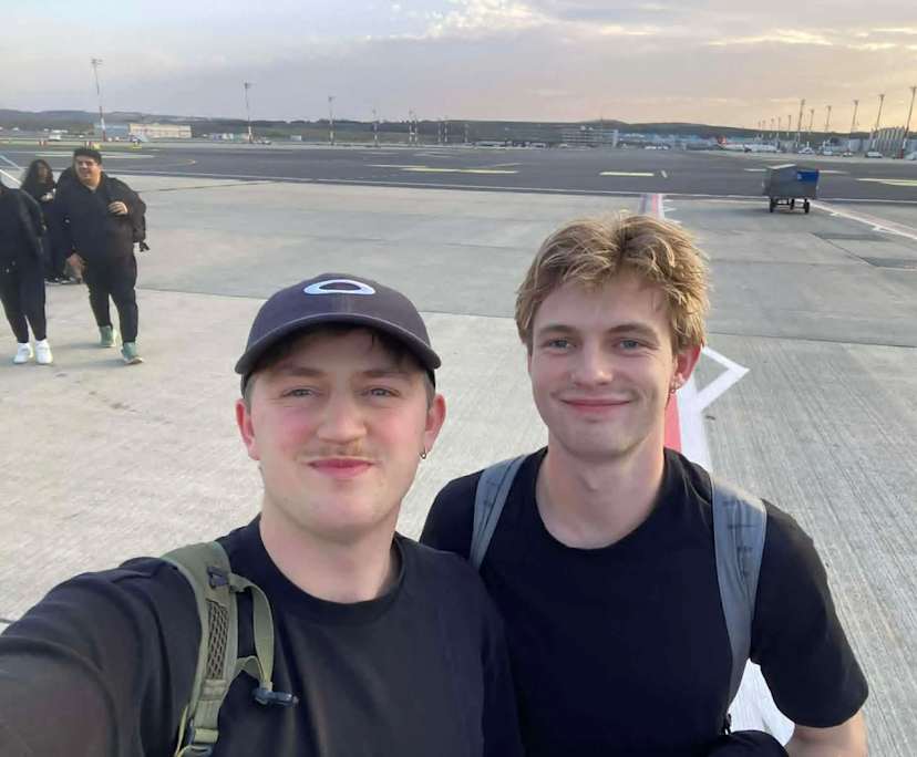 Niklas (20), $1,300, 