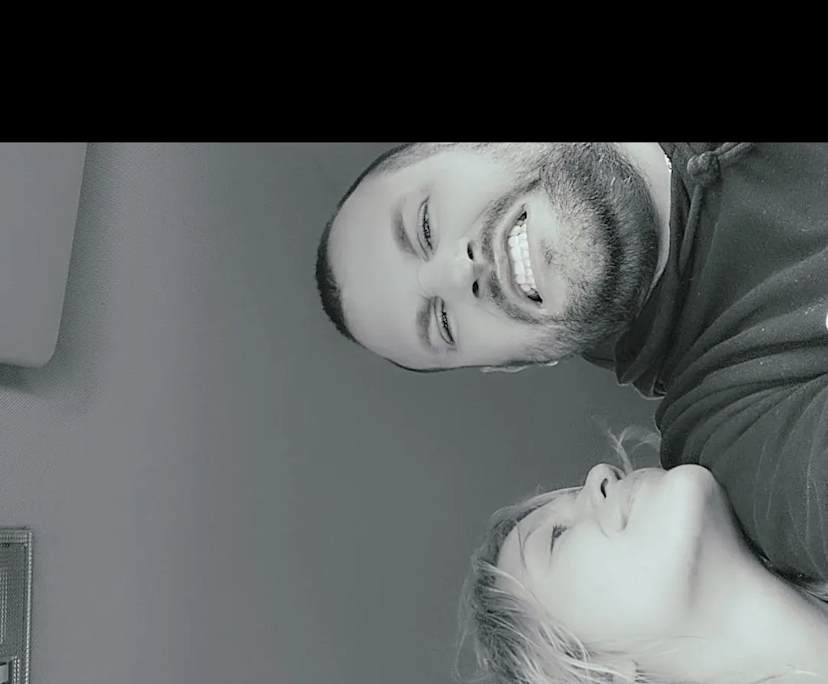 Natasha (22) and Aaron (33), $400, 