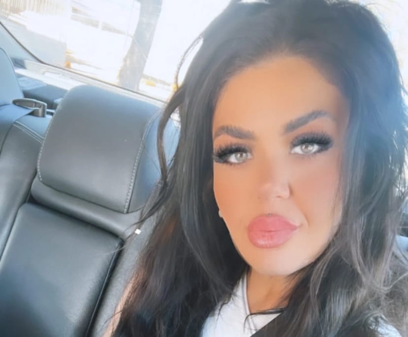 Keely Rae (32), $500, Non-smoker, Have pets, and No children