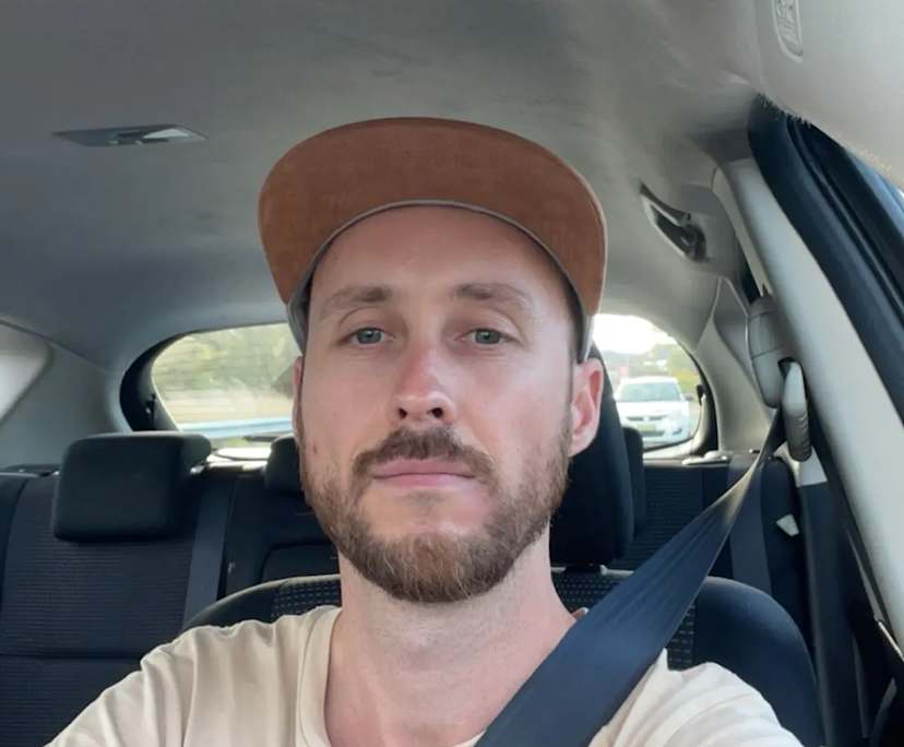 Matt (35), $400, LGBTQIA+, Non-smoker, No pets, and No children