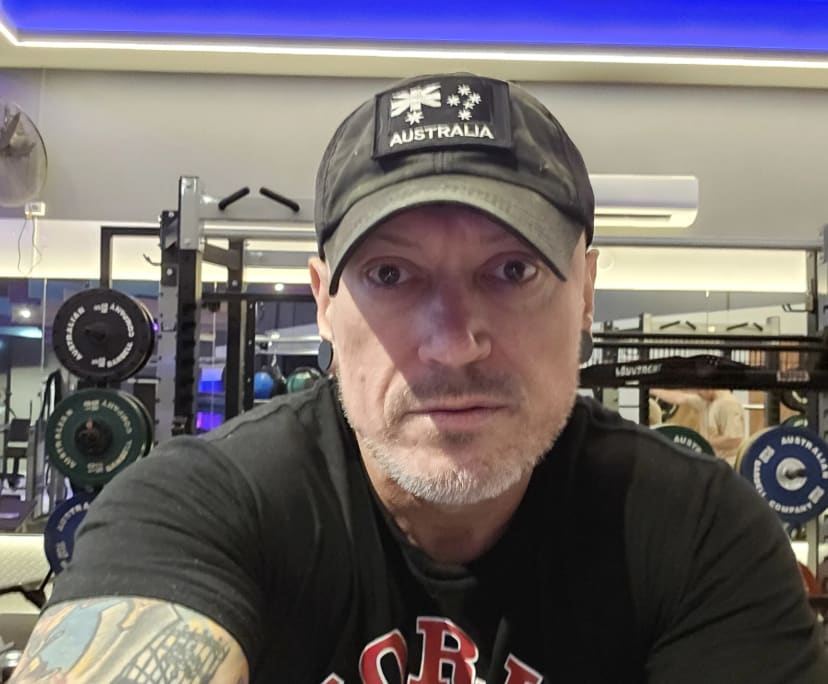 Kirby (40), $200, Non-smoker, Have pets, and No children