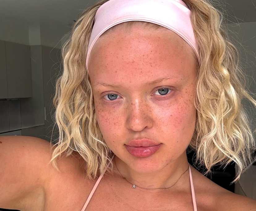 Riina (23) and Elsa (25), $300, 