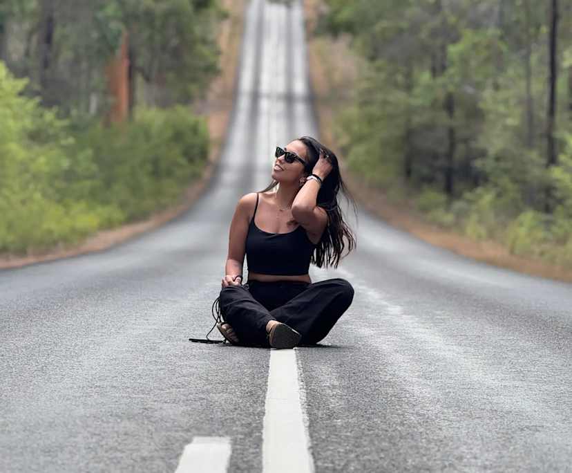 Giulia (26), $350, Smoker, No pets, and No children