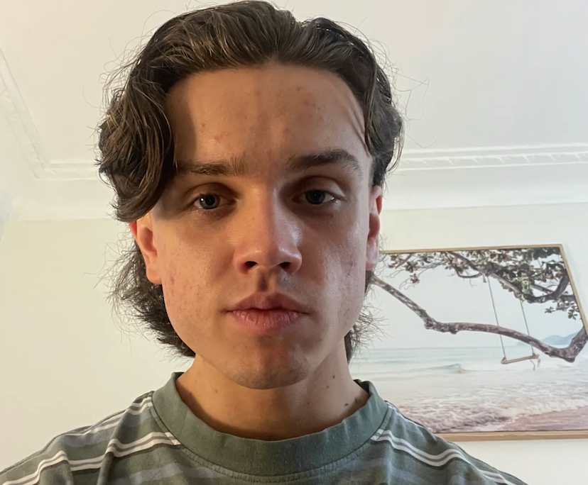 Maël (19), $350, Non-smoker, No pets, and No children