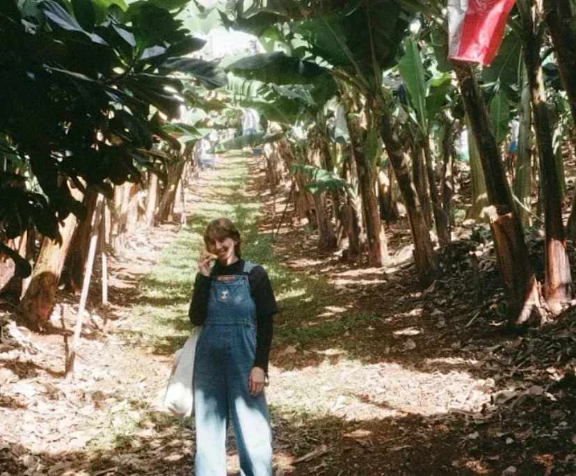 Erin (30), $300, Non-smoker, Have pets, No children, and LGBTQIA+