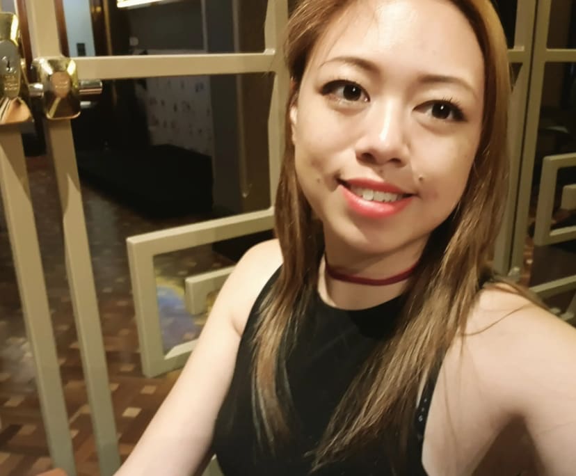 Felicia (32), $350, Non-smoker, No pets, and No children
