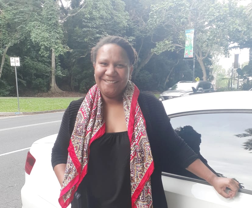 Adah S (37), $300, No children, Non-smoker, and No pets