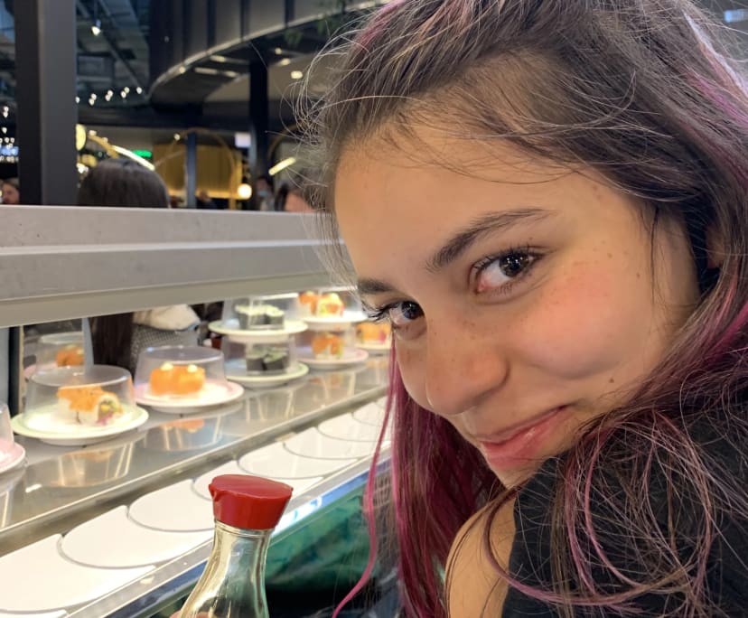 Jessica (22), $250, No pets, Non-smoker, No children, and LGBTQIA+