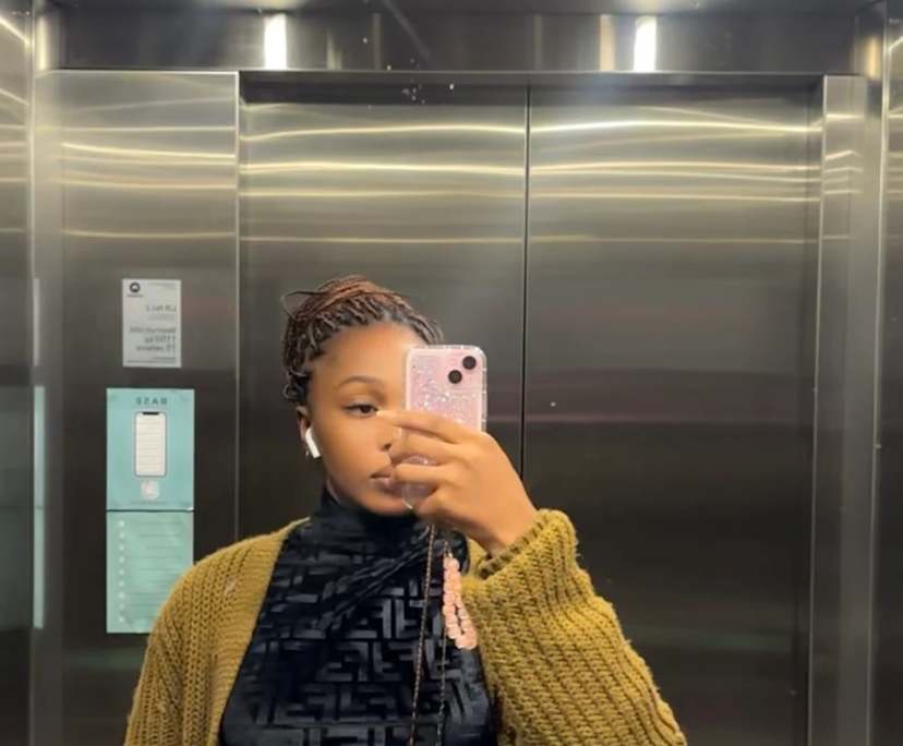 Ashley (22), $120, Non-smoker, No pets, and No children