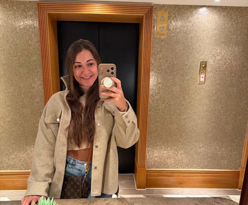 Dominique (29), $400, 