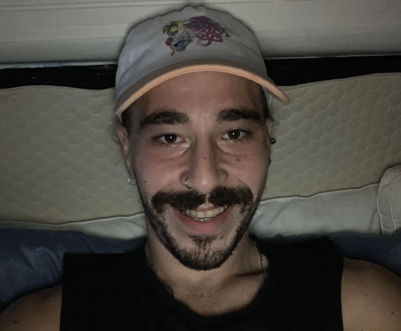 ONUR (26), $400, Non-smoker, No pets, and No children
