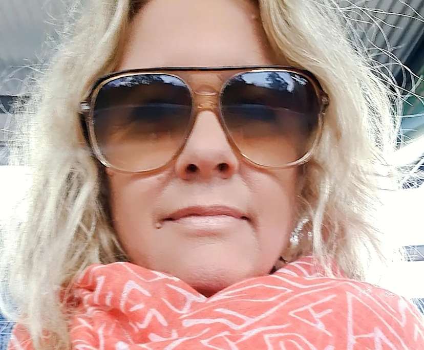 Rachael (52), $200, 