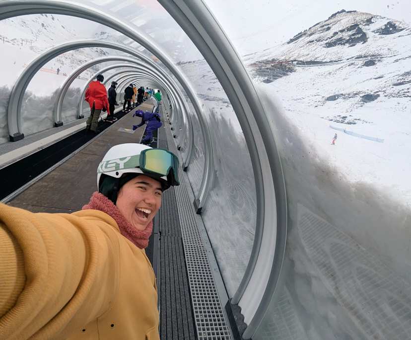 Meg (20), $450, LGBTQIA+, Non-smoker, No pets, and No children