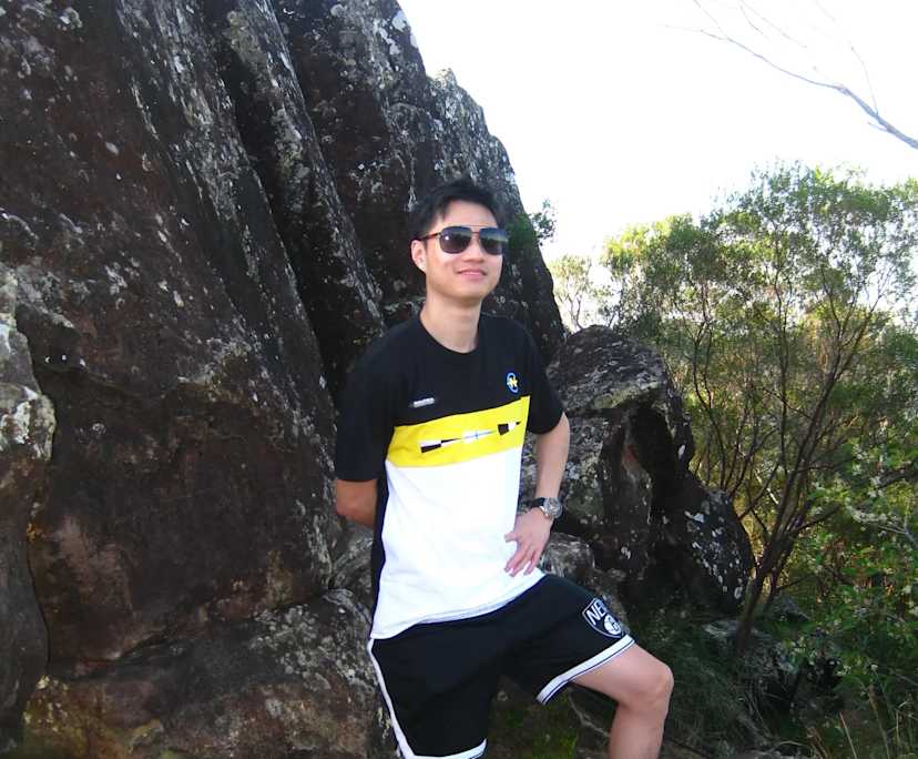 Thanh (30), $340, Non-smoker, No pets, and No children