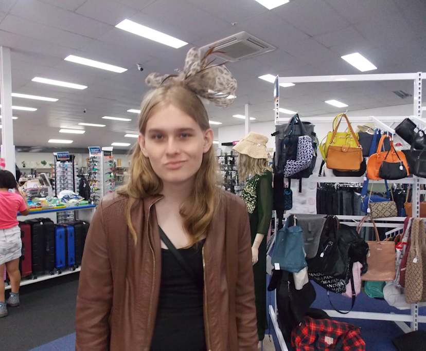 Dolores Raishbrook (18) and Venus (21), $300, LGBTQIA+, Non-smoker, No pets, and No children