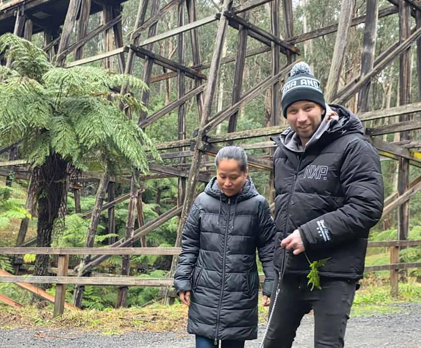 Brendan Gommers & Ploenphit