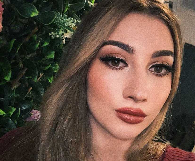 Antoinella (29), $450, No pets, Non-smoker, and No children
