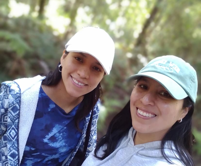 Evelin & My sister Roxana