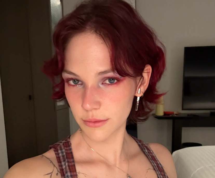 Ileana (24), $300, LGBTQIA+, Non-smoker, No pets, and No children