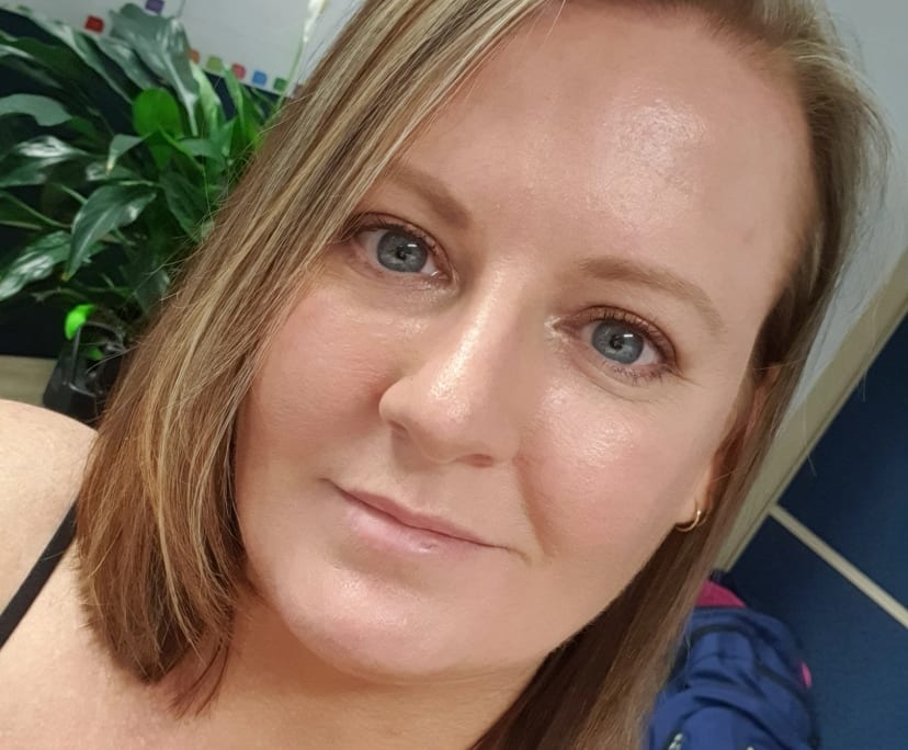 Callee (41), $450, Non-smoker, Have pets, and No children