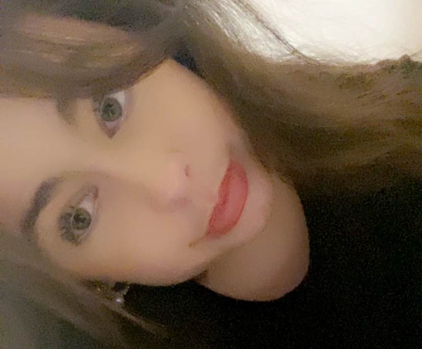 Tanika (21), $350, Non-smoker, Have pets, and No children