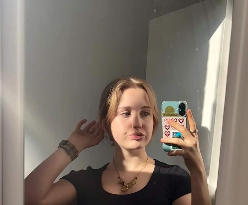 millie (18), $200, LGBTQIA+, Non-smoker, No pets, and No children