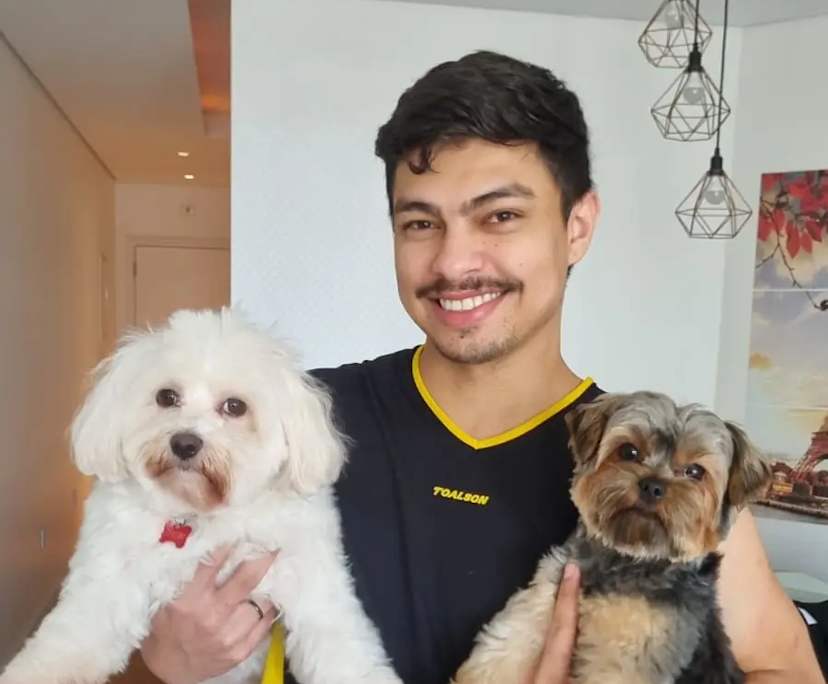 Ton (29), $375, Non-smoker, No pets, No children, and LGBTQIA+