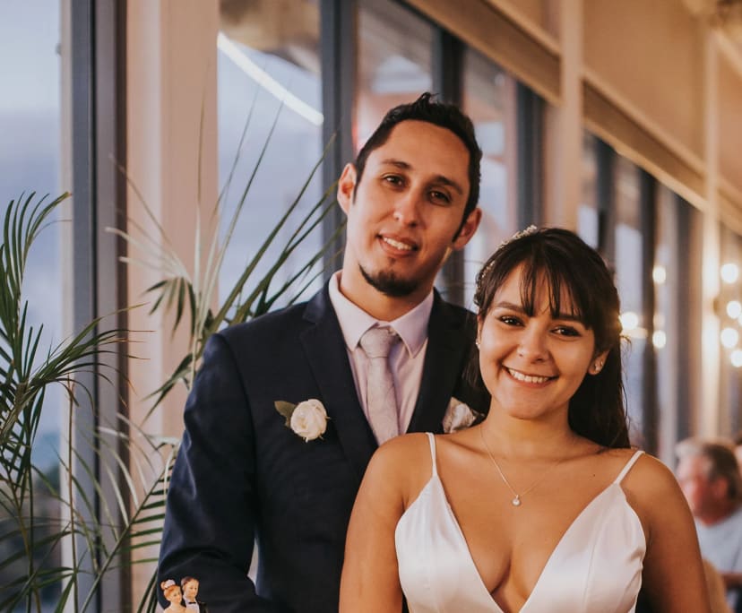 Maria Victoria (30) and Juan (37), $350, 