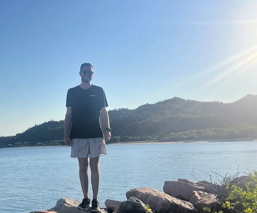 Tommaso (25), $300, Smoker, No pets, and No children