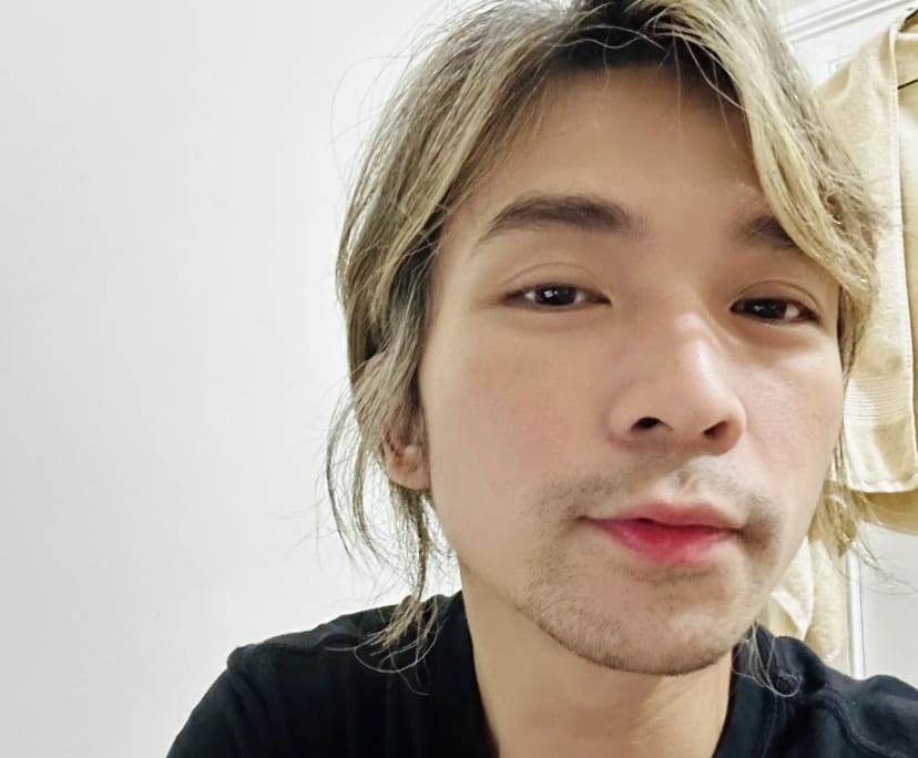 Ryan (32), $350, Non-smoker, No pets, No children, and LGBTQIA+