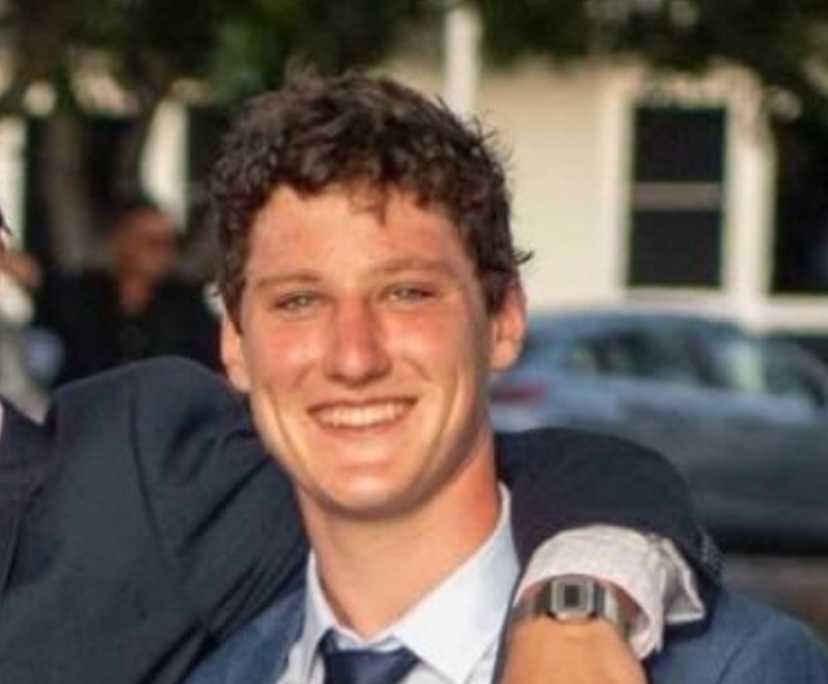 Joe Massey (18) and Mathieu (17), $800, Non-smoker, No pets, and No children