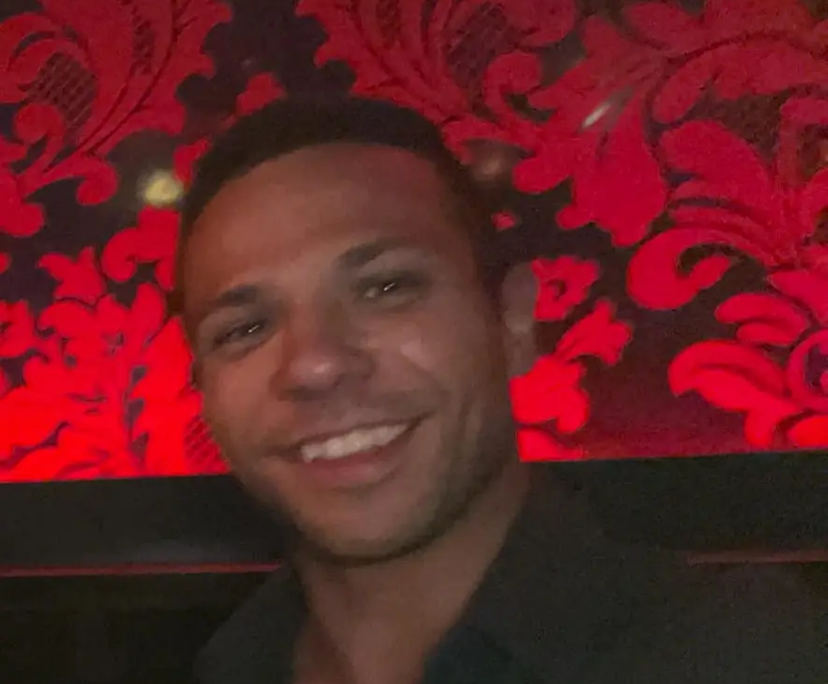 Jourdain (32), $350, Non-smoker, No pets, and No children