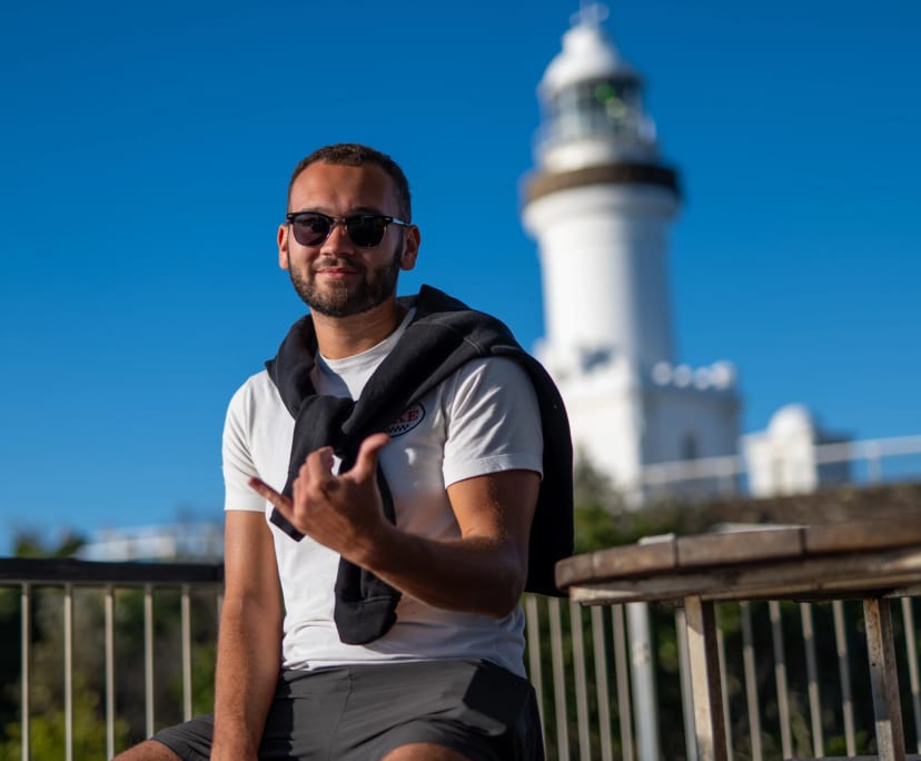 Elliott (25), $450, Non-smoker, No pets, and No children