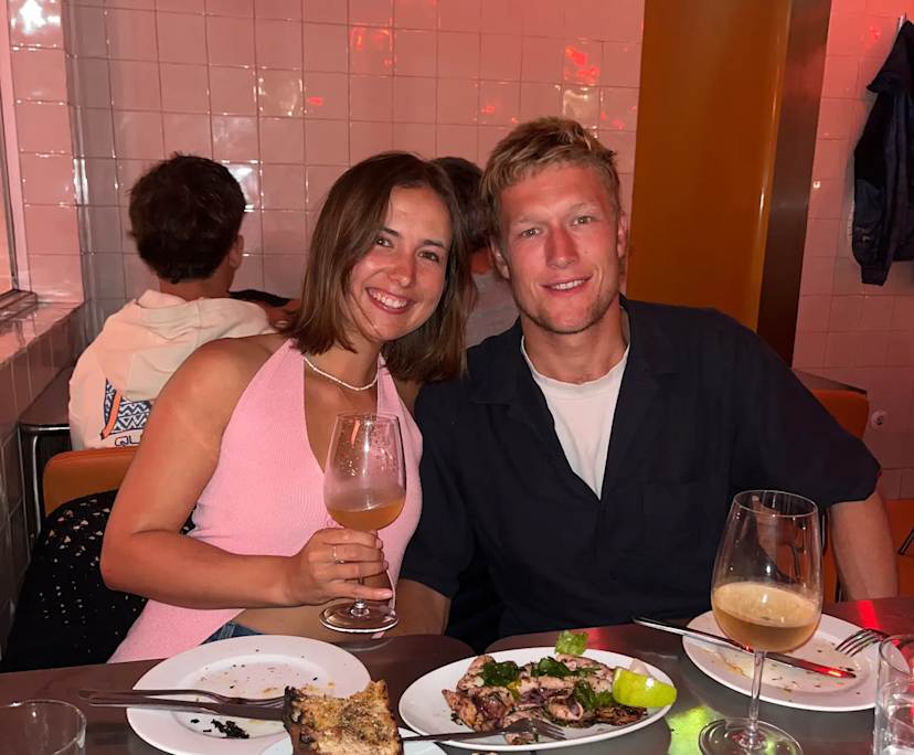 Mia (26) and Stephen (26), $700, 