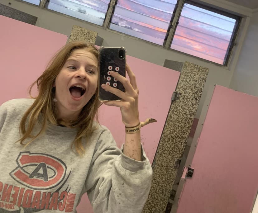 Marie (22), $300, Non-smoker, No pets, and No children