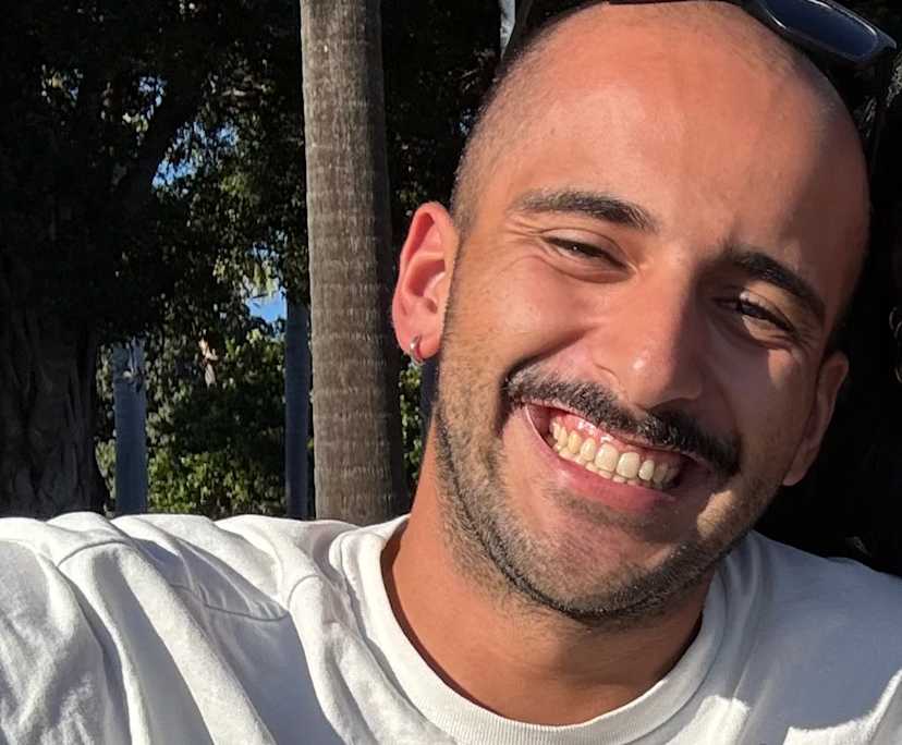 Daniel (27), $300, Non-smoker, No pets, and No children