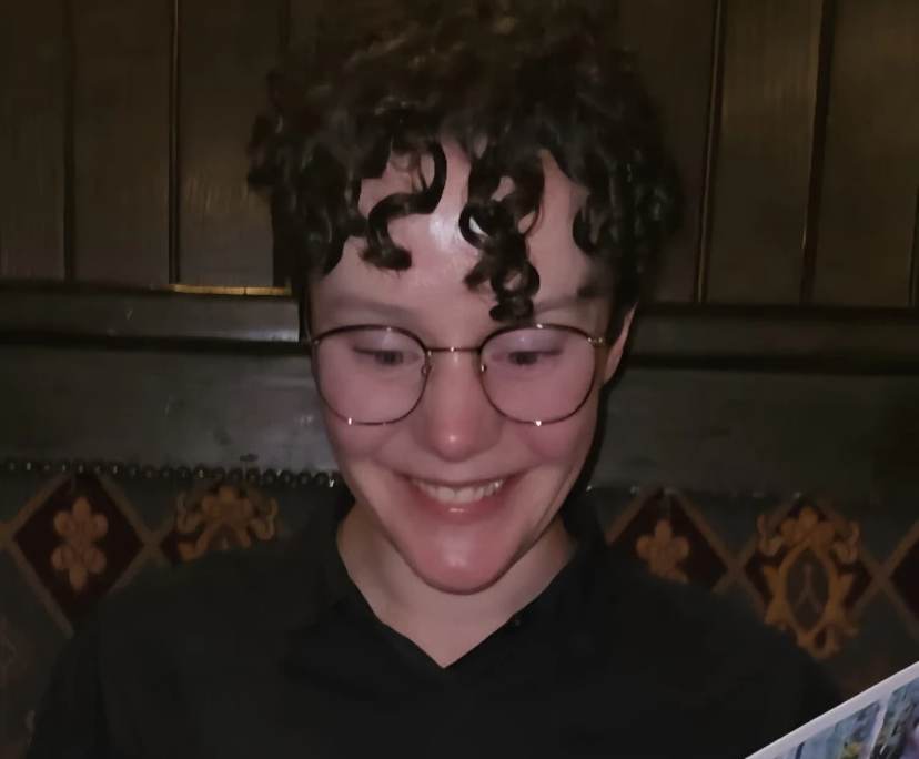 Danae (31), $350, Non-smoker, No pets, and No children