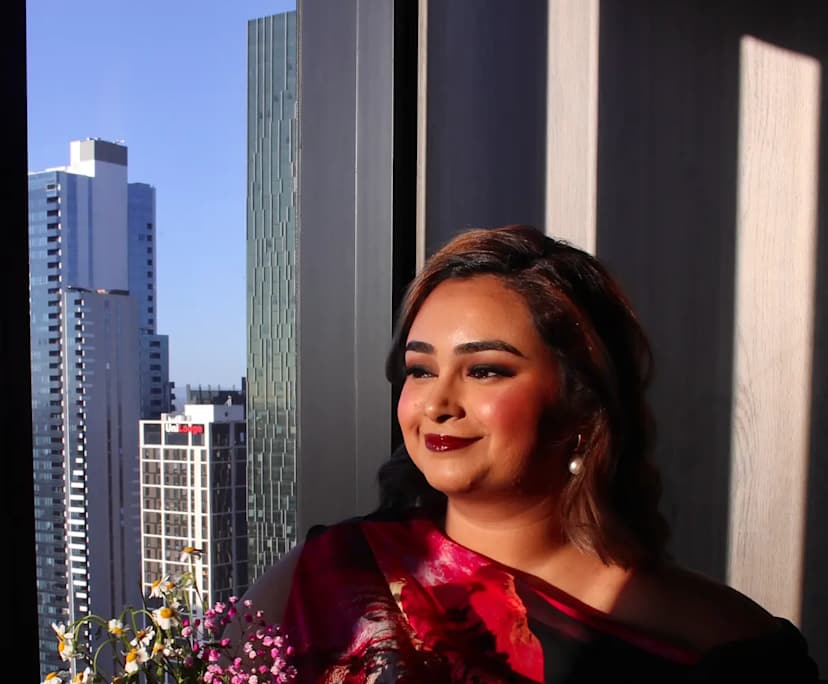 Sabah (30), $300, Non-smoker, No pets, and No children