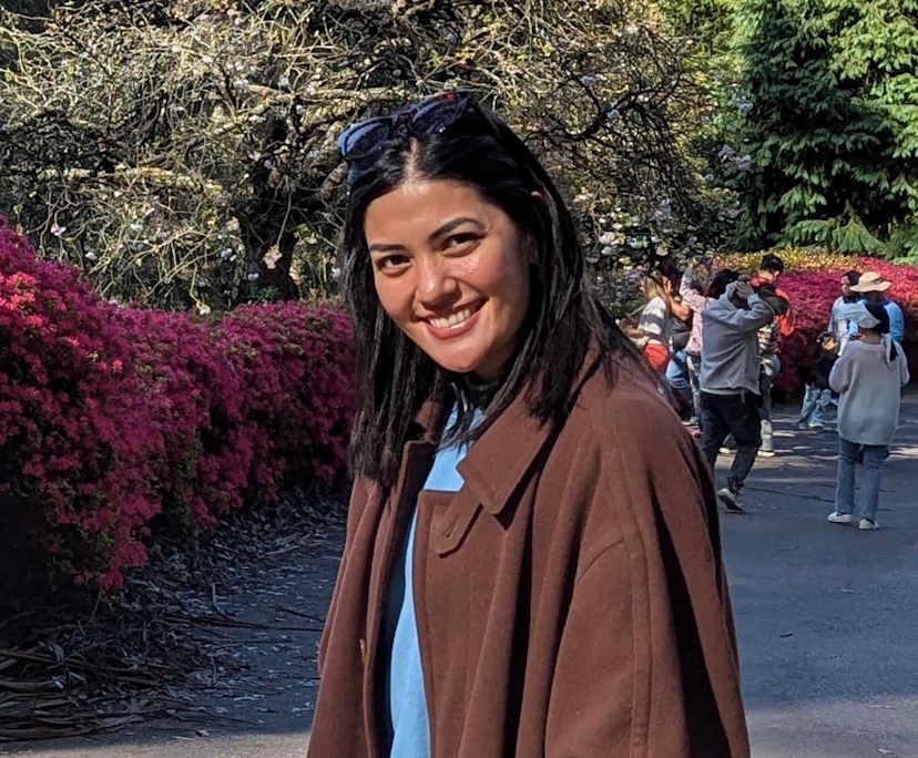 Helen (40), $350, Non-smoker, No pets, and No children