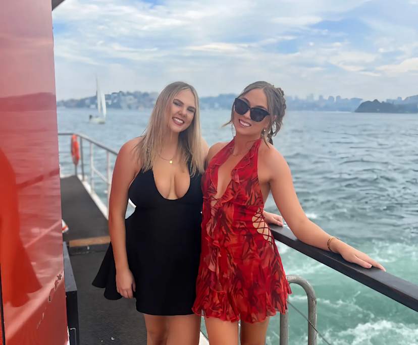 Annalise (25), $450, 