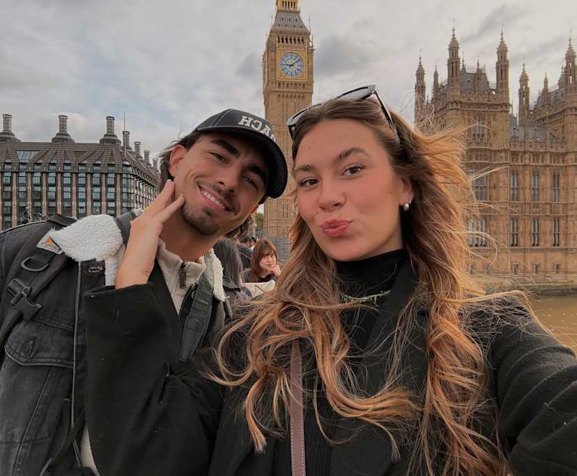 Lena (20) and Louca (24), $550, LGBTQIA+, Non-smoker, No pets, and No children