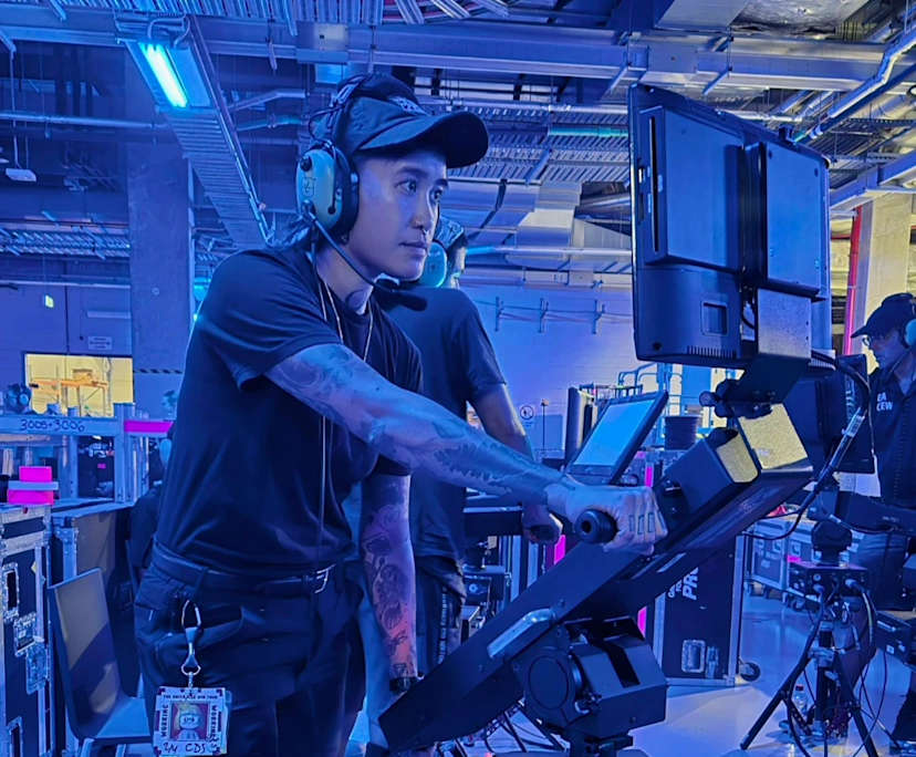 Mon (31), $230, Smoker, LGBTQIA+, No pets, and No children