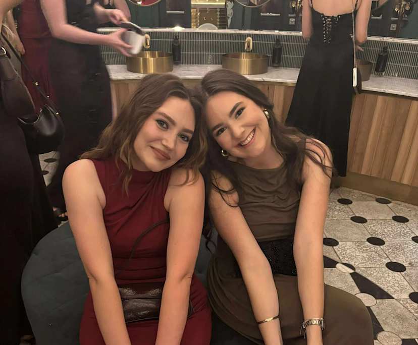 Grace (25) and Olivia (21), $600, Non-smoker, No pets, and No children