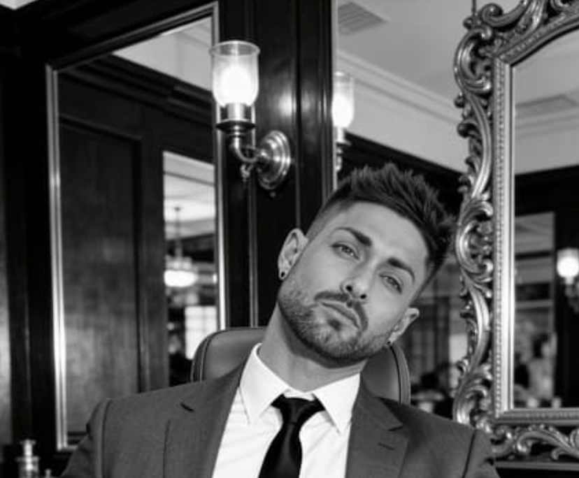 Aaron (39), $350, LGBTQIA+, Non-smoker, No pets, and No children