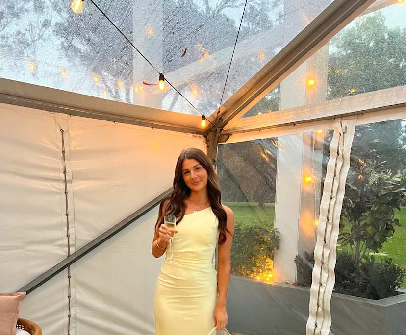 Bree (26), Jack (25) and Rachel (30), $900, 