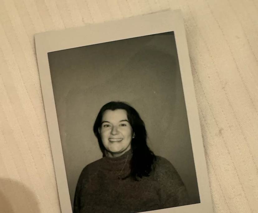Emma (33), $800, Non-smoker, No pets, and No children